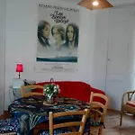 Atelier D\'Art Saint Leonard